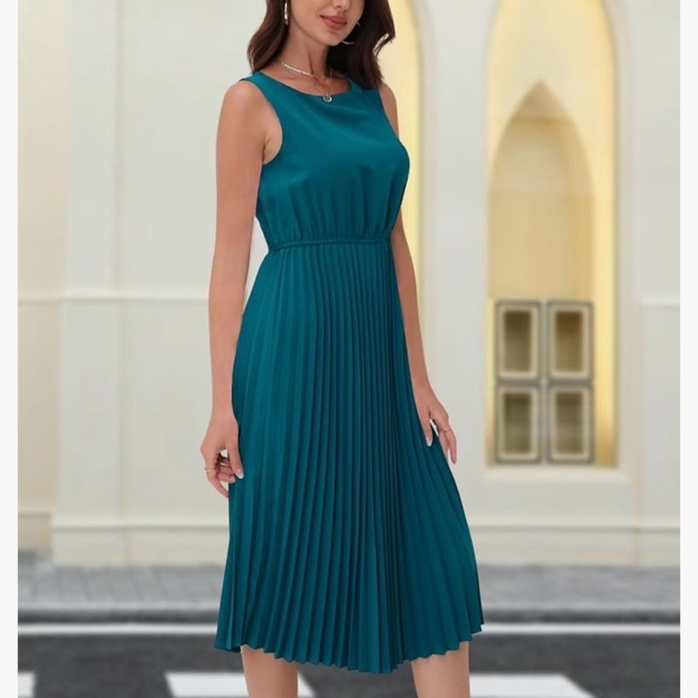 NWT DRESSTELLS Midi Dress for Formal Cocktail Chiffon Pleated, Peacockblue